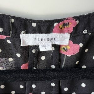 Large Pleione cap sleeved blouse